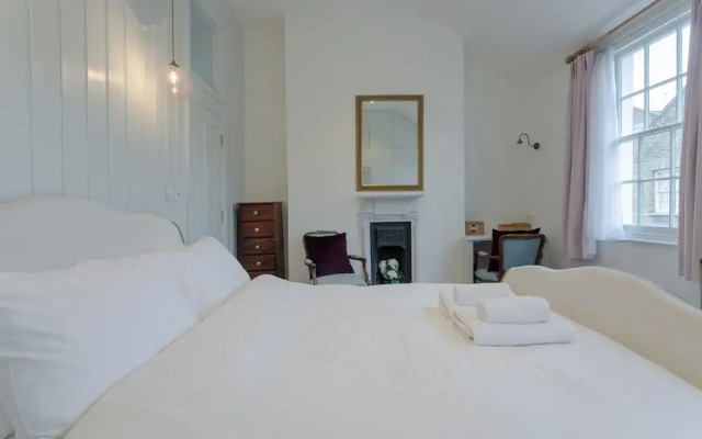 3 Bedroom Property in Whitechapel