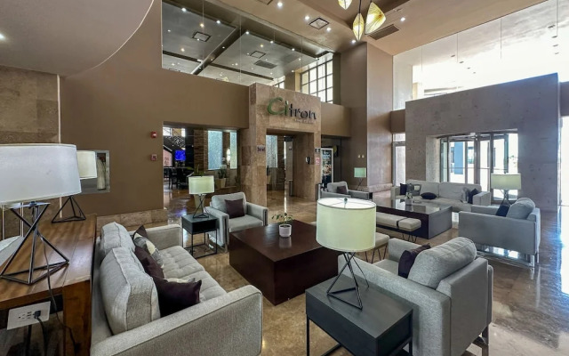 5BR Beachfront Luxury Condo