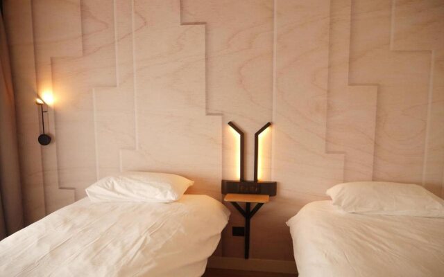 B&B HOTEL Lille Lillenium Eurasanté