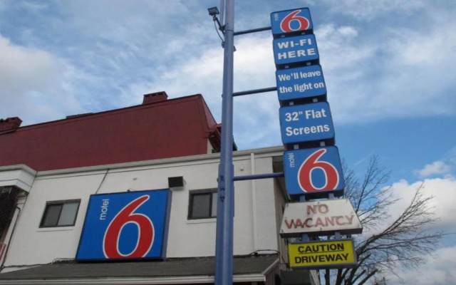 Motel 6 Baltimore, MD