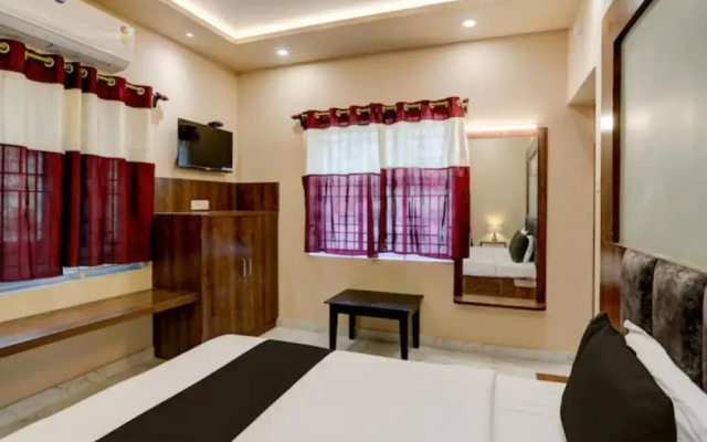 Goroomgo Ruby House Puri