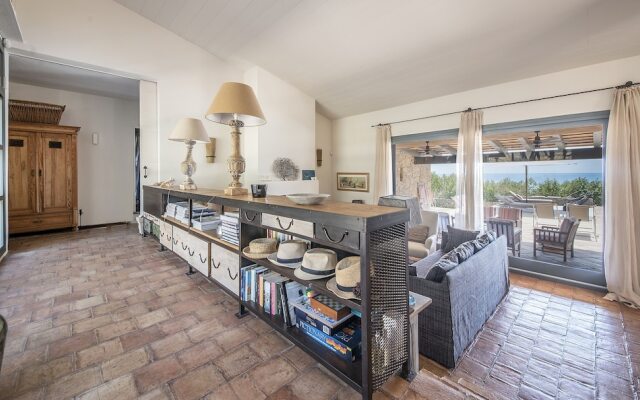 Sunrise Villa Th112