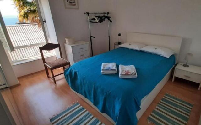 Modern Luxury 2-bedroom apt With Balcony & Patio