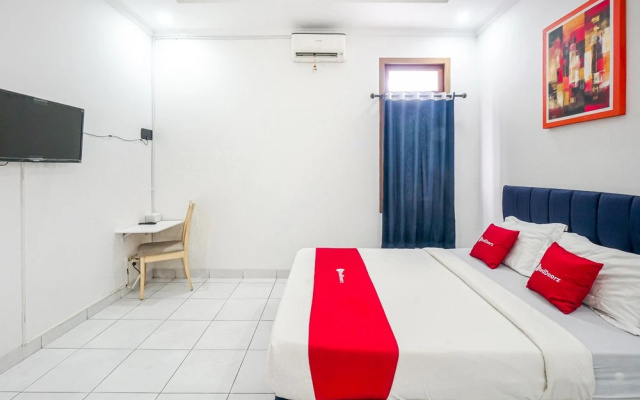 RedDoorz Plus Near Universitas Maranatha Bandung 2 – Guest Rooms – Bandung