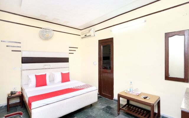 Oyo 14830 Hotel Dreamland Resorts