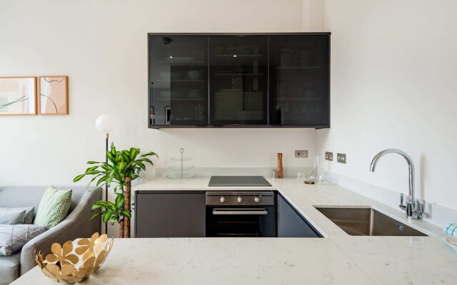 Lillie Road Residence I