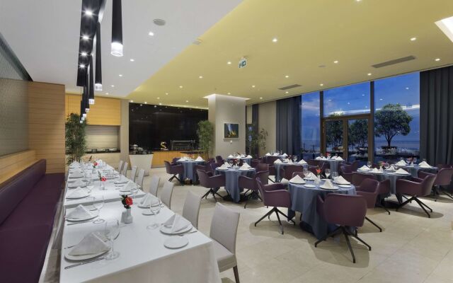 DoubleTree by Hilton Trabzon