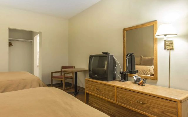 Motel 6 Moncton, NB