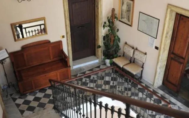 Palazzo Senape De  Pace