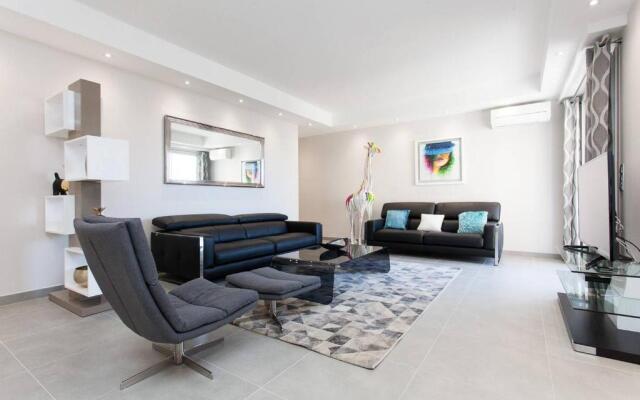 Marriott- Croisette: Superb 3 Bedrooms/ 3 Baths