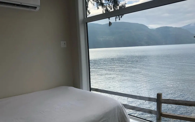 The Lodge on Harrison Lake