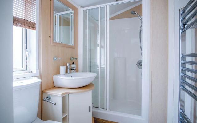 Manor 5 Lodge - 2 Bedroom Lodge - Pendine
