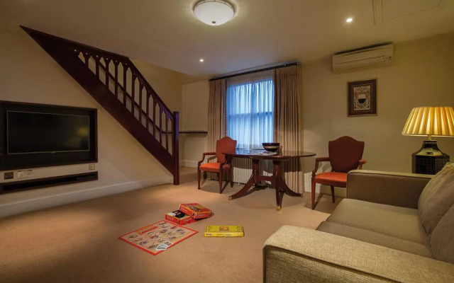 Ettington Park House Ccsp24