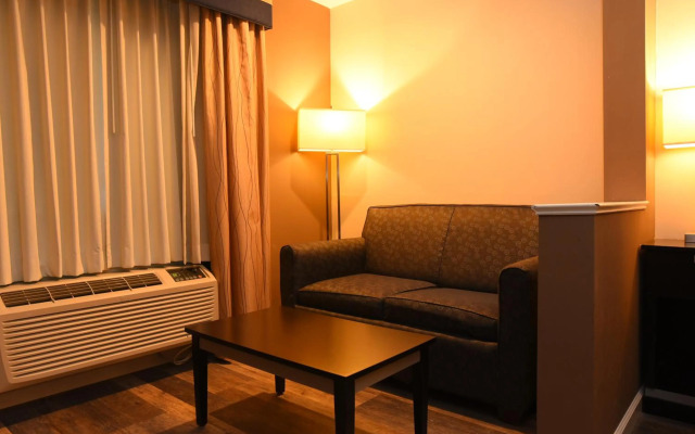 Capital Inn & Suites