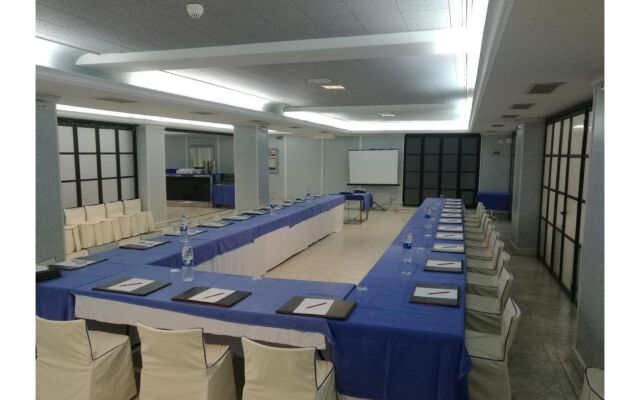 Hotel Faranda Express Las Lomas
