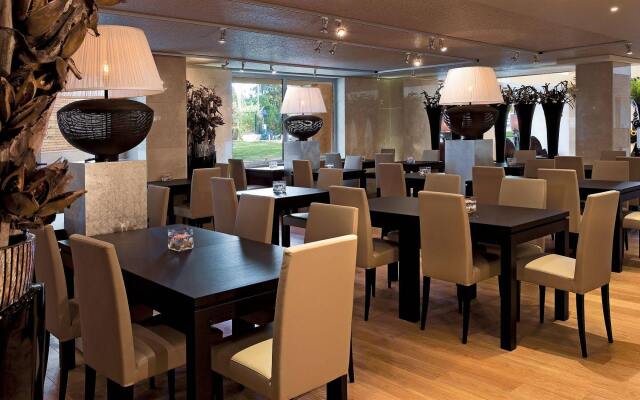 Divani Escape- Adults only
