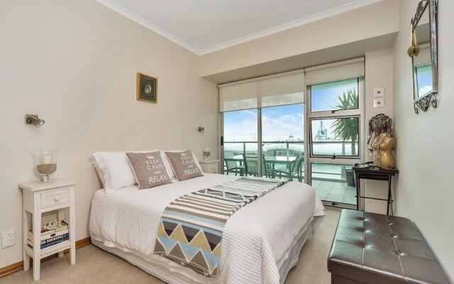 QV Charming Viaduct Harbour Apartment - 787