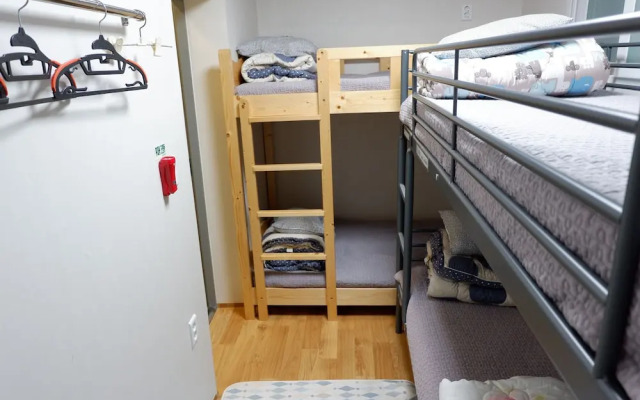 Haru The Guesthouse Hostel