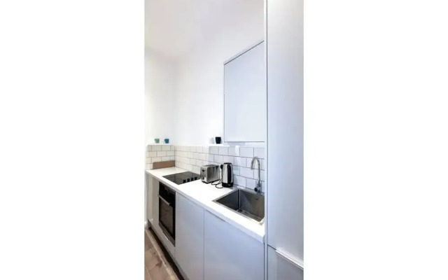 Spacious Student Ensuite Finsbury House