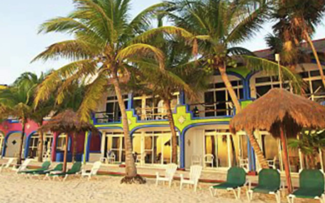 Del Sol Beachfront Hotel and Condos