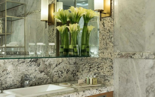 Marquis Sky Suites