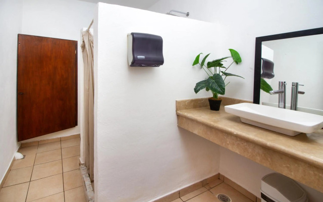Hotel Bosque Caribe , 5th Av Zone