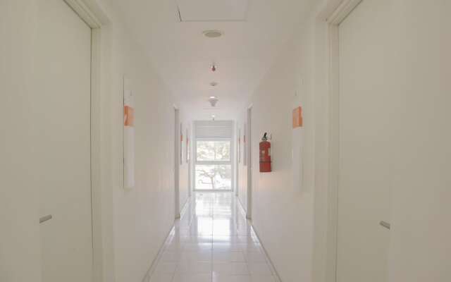 OYO 1242 Aeropolis Apartment