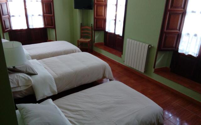 Hotel Piloñés