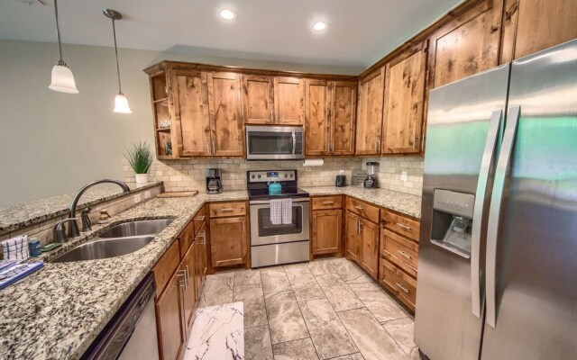 Riverfront Fun Rg 111 2 Bedroom Condo by RedAwning