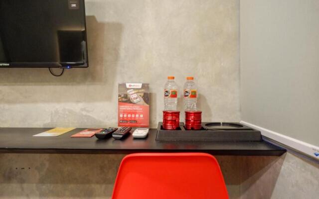 RedDoorz Plus near Kawasan Sam Poo Kong Semarang