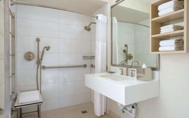 Chicago Marriott Downtown Magnificent Mile