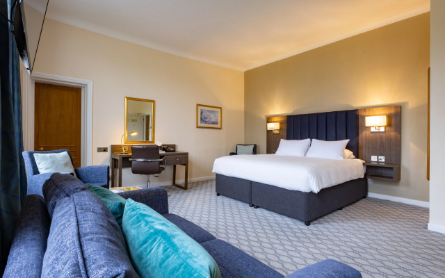 Avisford Park Hotel