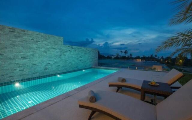 **75% DISCOUNT** 3 Bed/4 Bath SEA VIEWS BIG GARDEN