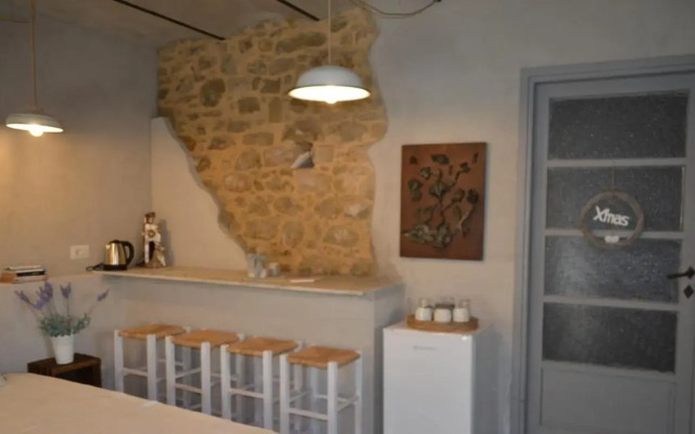 Agrilunassa Eco Guest House