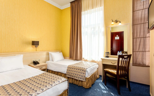 Hotel Sharden