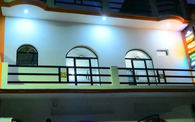 Shraddha Guest House
