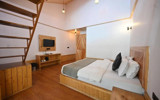 The Woodward Two By Oyo Room