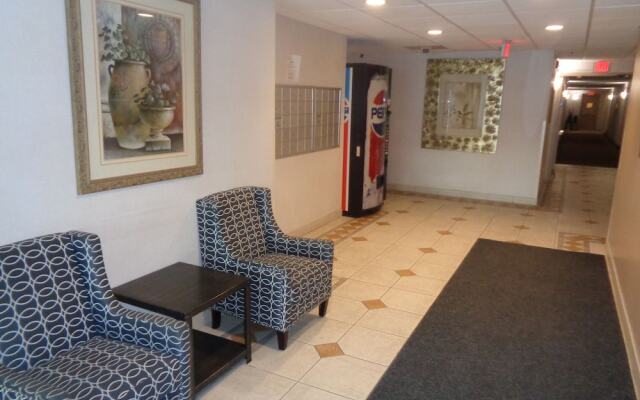 Riverview Suites Apartments