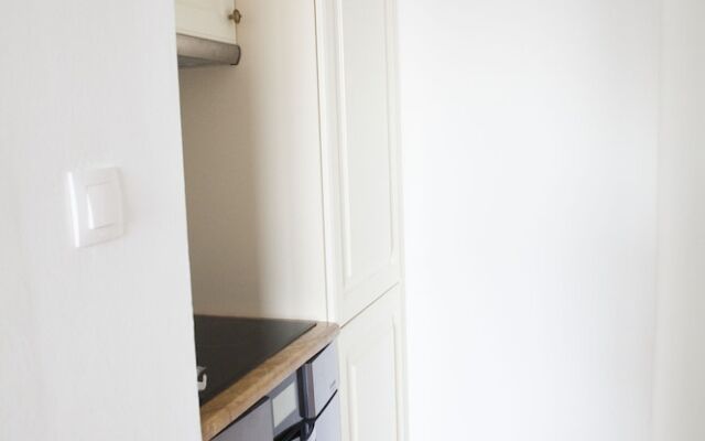 Cozy apt Within Walk Distance to Center and Beach