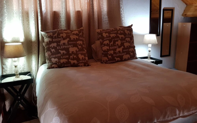 Six Valk Avenue Guest House
