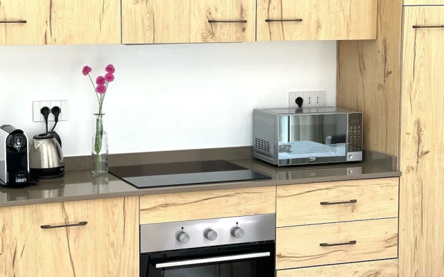 Bernina Suites -2min walk to Bernina Exp