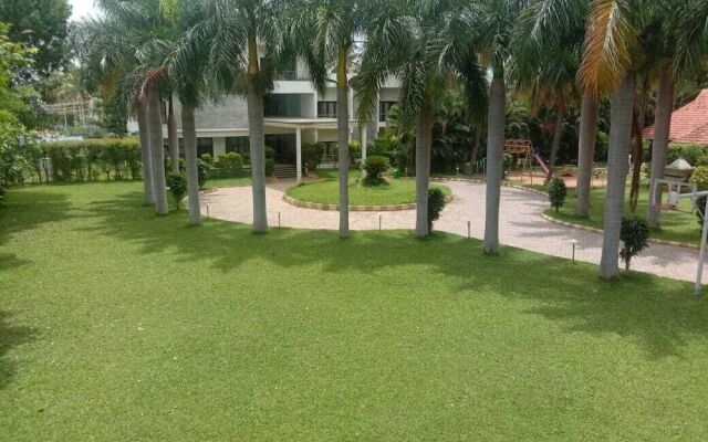 iROOMZ Nijaguna Resort