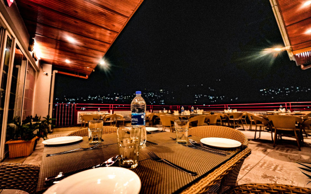 HOtel Square One by D'Polo Dharamshala