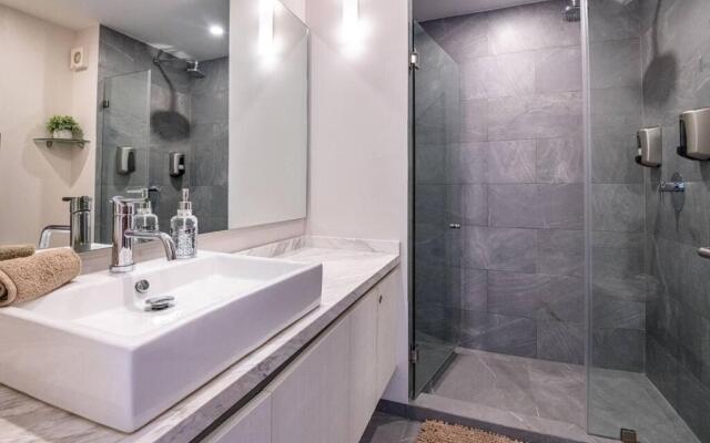 G302 MARLENE Incredible 2 BR condo at Gallery
