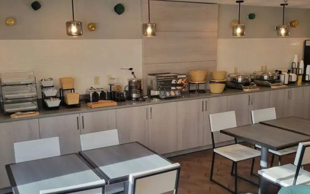 Best Western Doswell Hotel