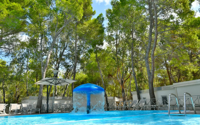 Sira Resort