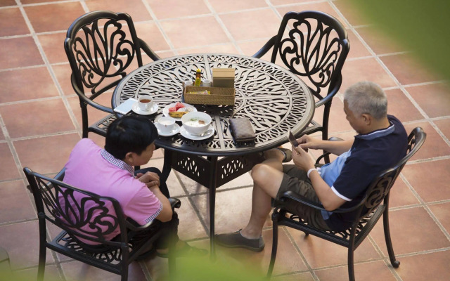 Mali Namphu Hotel