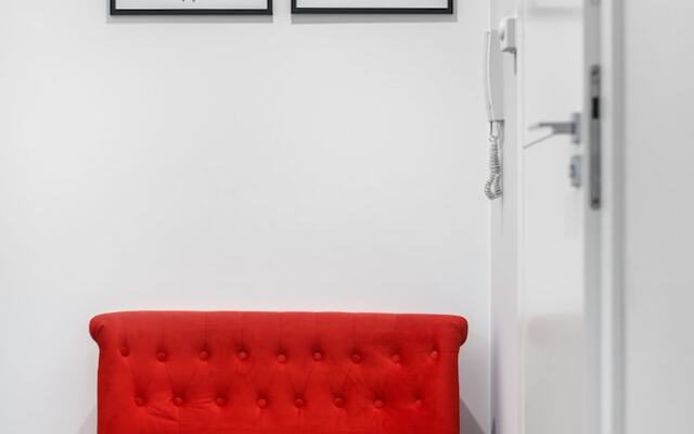 New Wave Apartment Glam