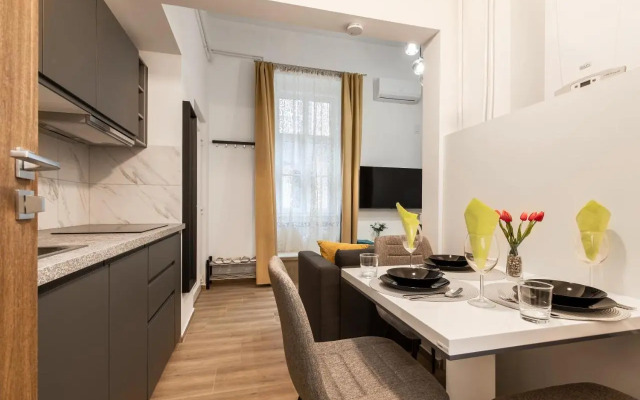 Kiraly Apartment
