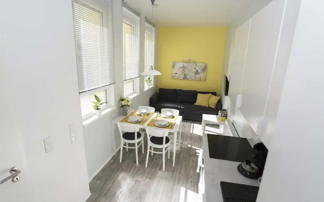 Studio Apartments Köhn